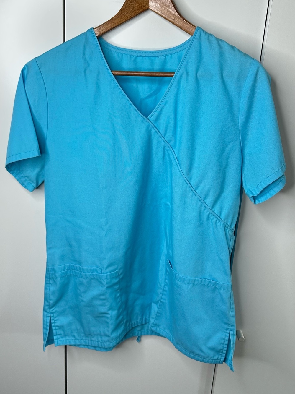 Unbranded Scrub Top Turquoise Blue V-Neck